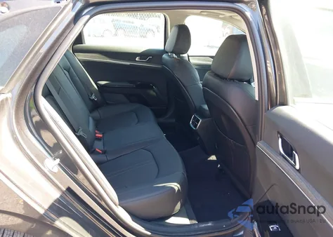 2025 Kia K5 Ex z USA, uszkodzony, nr VIN KNAG34J72S5274537